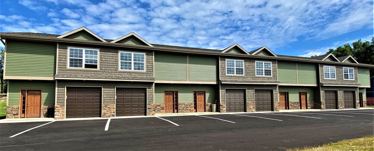 4576 Elizabeth Ln, Fairview, PA 16415 Townhome Rentals in Fairview PA