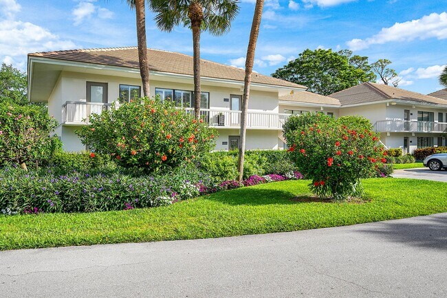 Foto del edificio - 4249 Quail Ridge Dr N