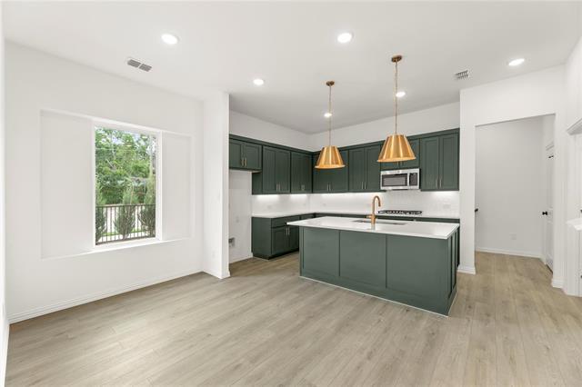 Foto del edificio - 921 Janwood Dr