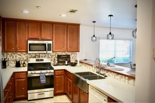 Building Photo - 15625 Lasselle St