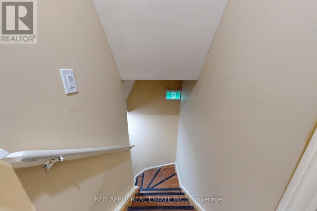 Building Photo - 50 Pergola Way