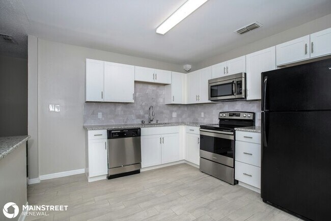 Building Photo - 730 Del Ray Dr