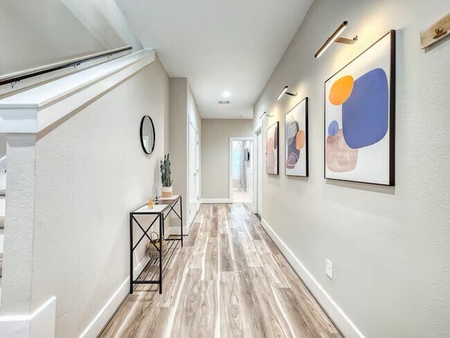 Foto del edificio - 240 Julia St