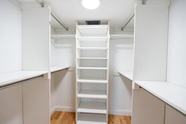 Foto del edificio - 3589 S Ocean Blvd