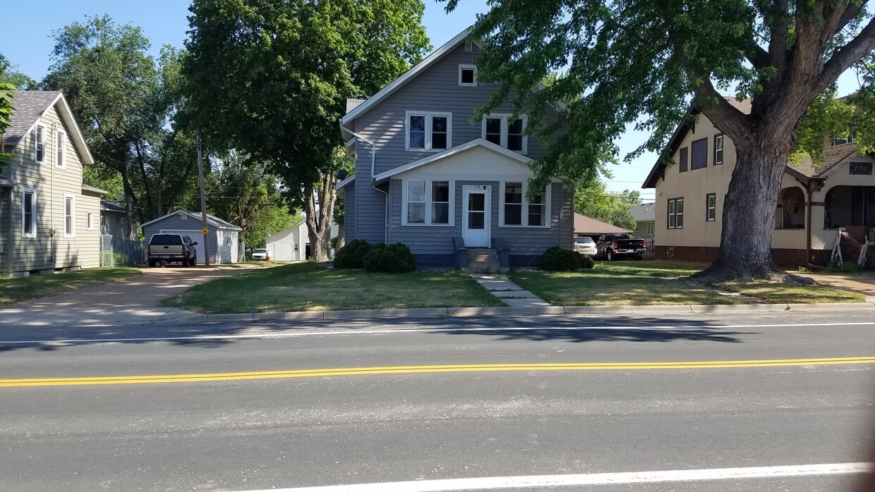 718 Elm St W, Norwood Young America, MN 55368 House Rental in Norwood