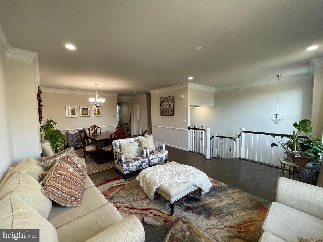 43184 Ashville Hts Sq, Sterling, VA 20148 Townhome Rentals in