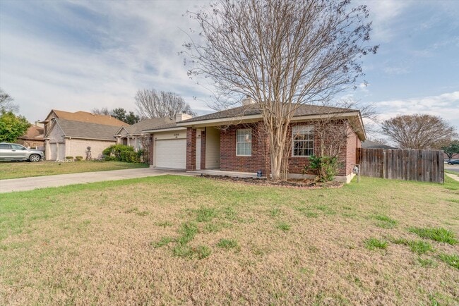 Building Photo - 2300 Wisteria Way