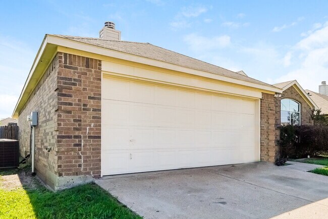 Foto del edificio - 344 Creekside Way