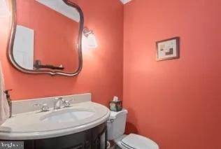 Building Photo - 22388 Deerpath Ct