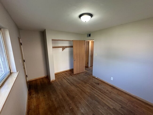 Building Photo - 9500 W Capitol Dr