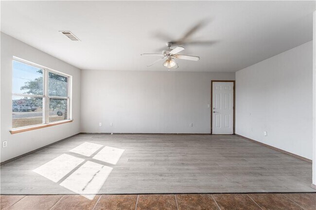 Foto del edificio - 322 E Southern Trace Dr