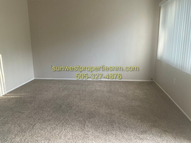 Foto del edificio - 2 Bedroom, 1 Bath Duplex in Aztec