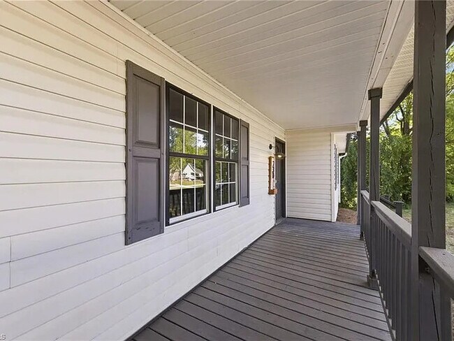Foto del edificio - Build Equity Like a Homeowner – Lease to Own