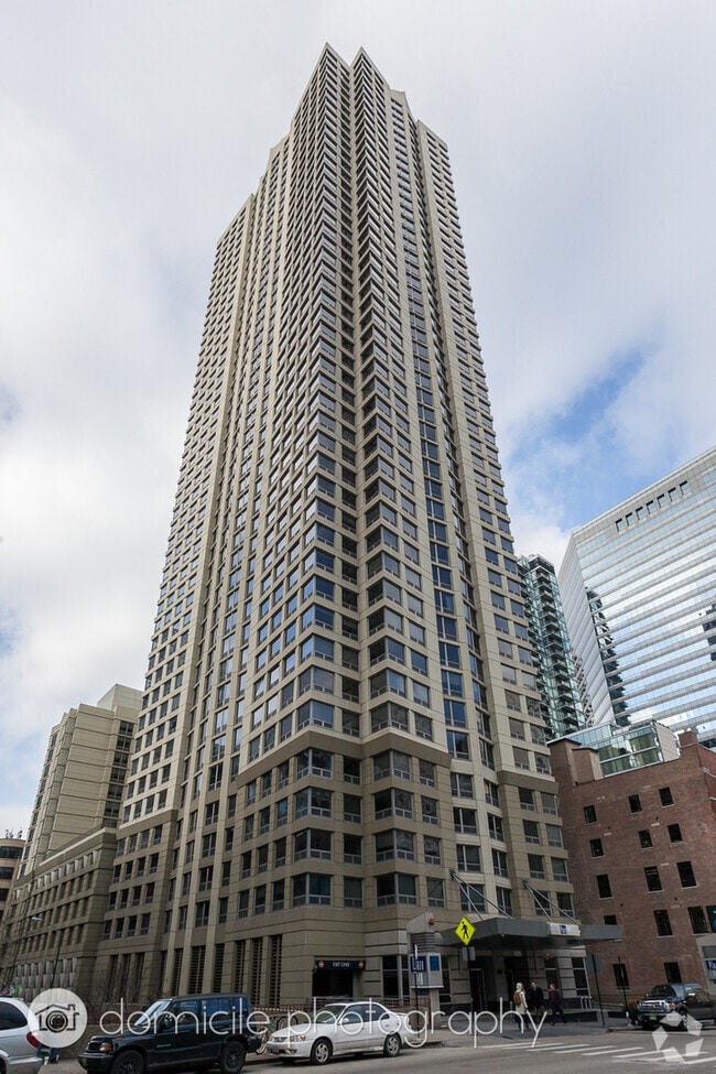 Building Photo - 440 N Wabash Ave