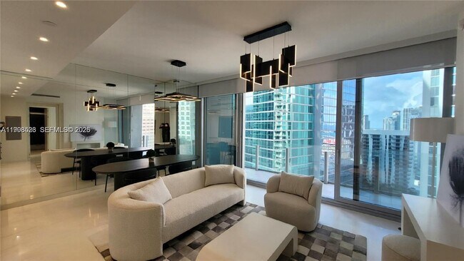 Building Photo - 300 Biscayne Blvd Way