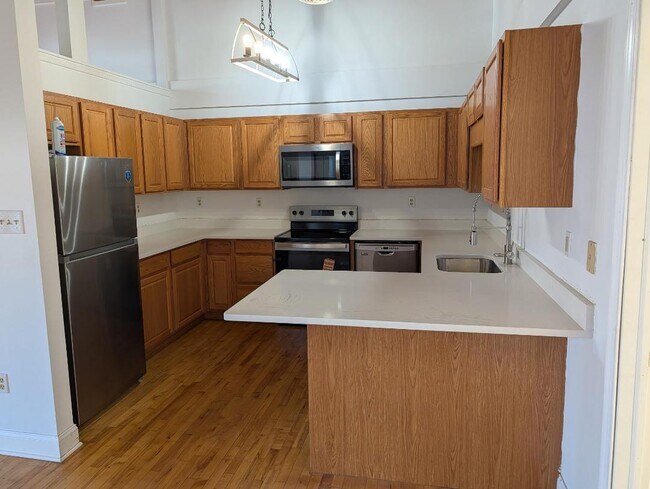 Building Photo - 502 Keystone Aly