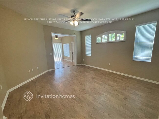 Foto del edificio - 1167 Clearpointe Way