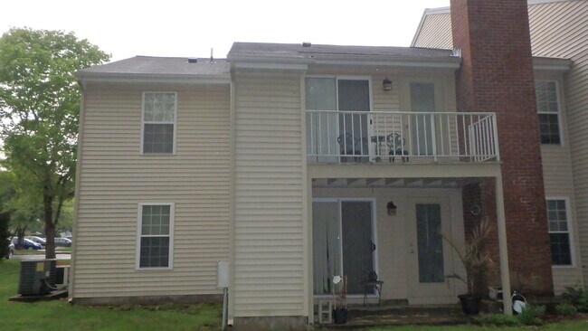 Building Photo - 4 Walden Dr