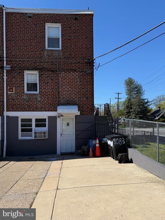Building Photo - 9083 Convent Ave