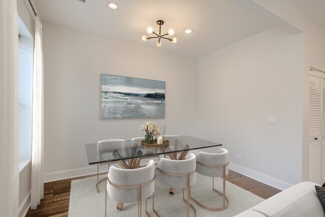 Foto del edificio - 1452 W Irving Park Rd