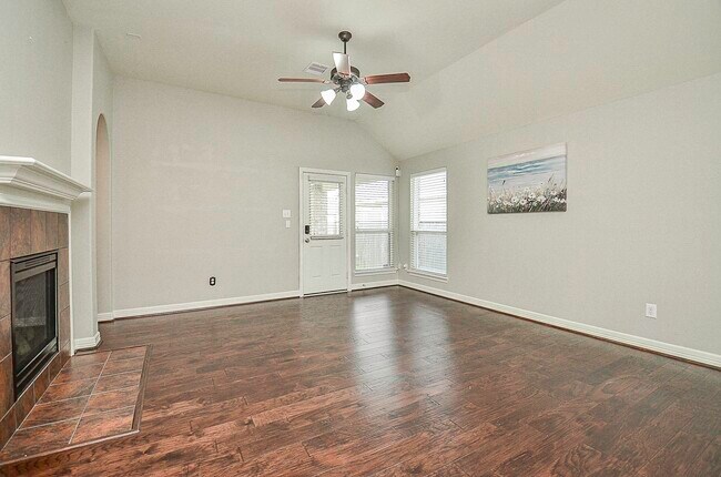 Foto del edificio - 29015 Erica Lee Ct