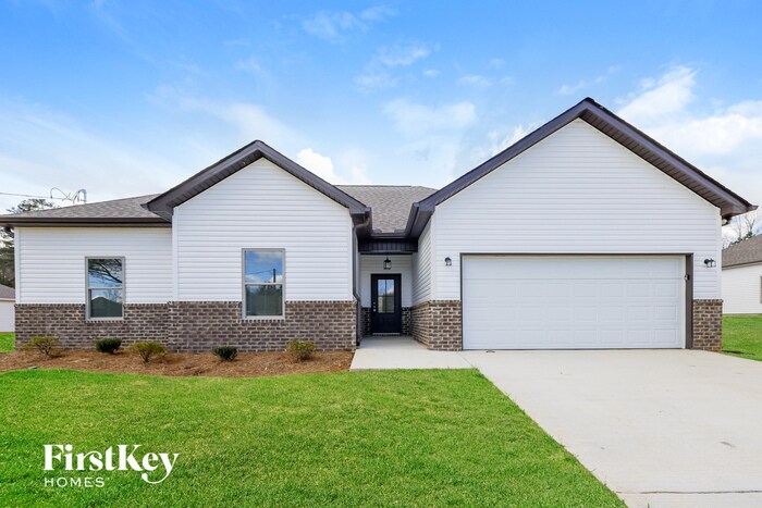 Foto principal - 227 Lakewood Ln