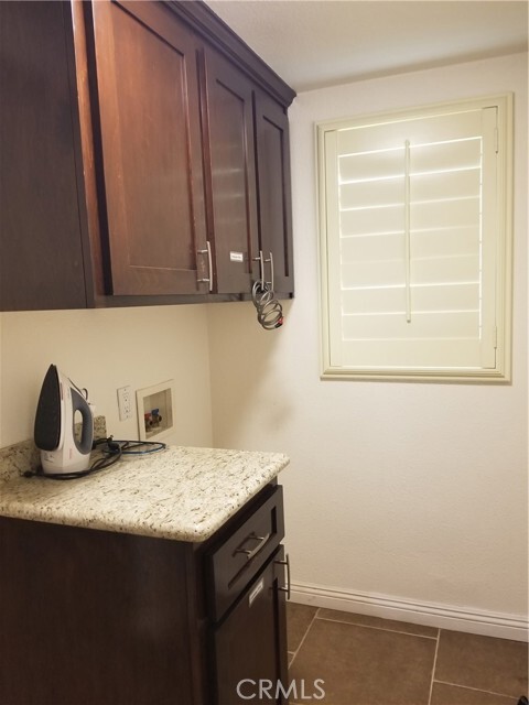 Building Photo - 2343 Maynard Dr