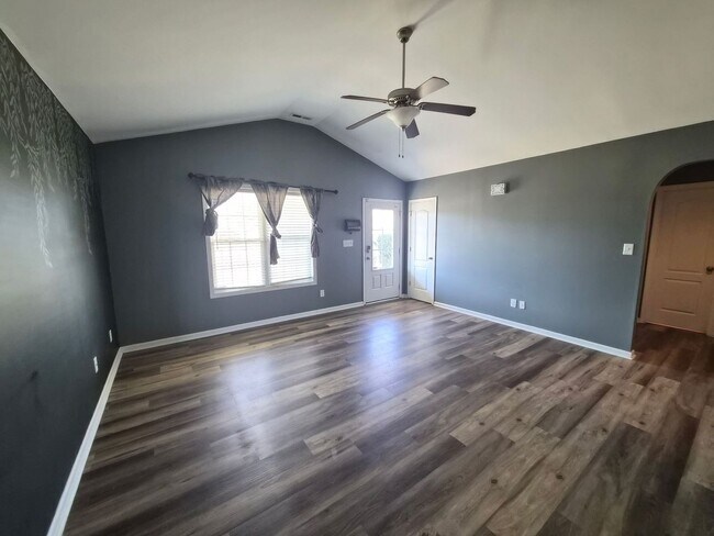 Foto del edificio - 103 Palin Trail