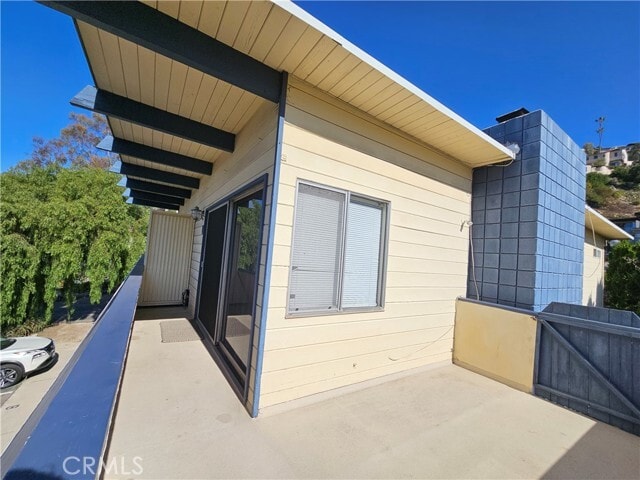 Building Photo - 350 Loma Terrace