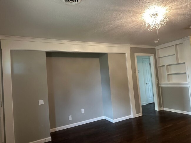 Building Photo - 3 Bdrm/2 Bath home    ?   Gray, TN