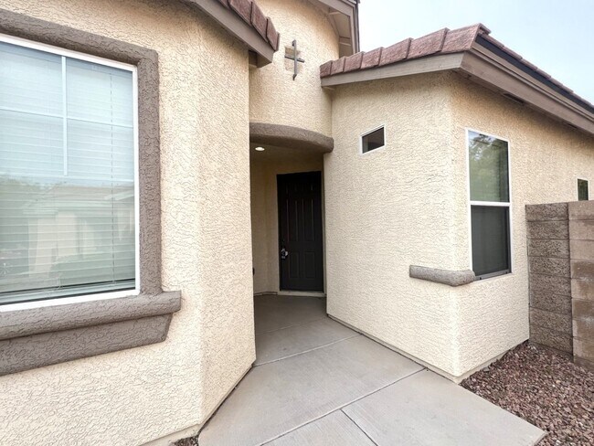 Foto del edificio - 1022 Pecos River Ave