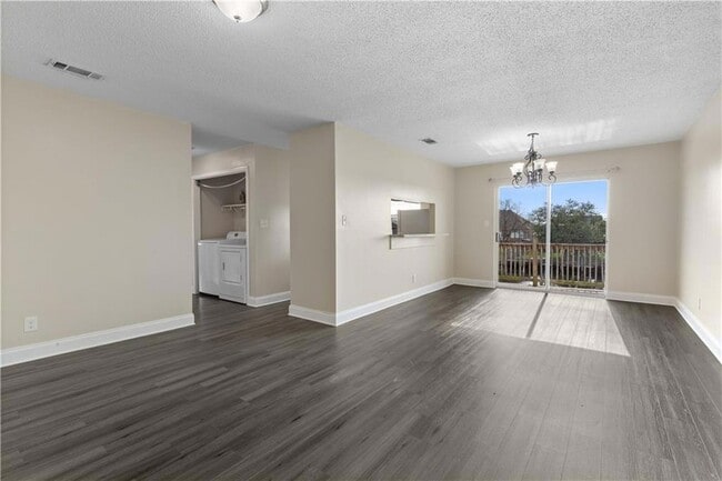 Foto del edificio - 4800 Pontchartrain Dr