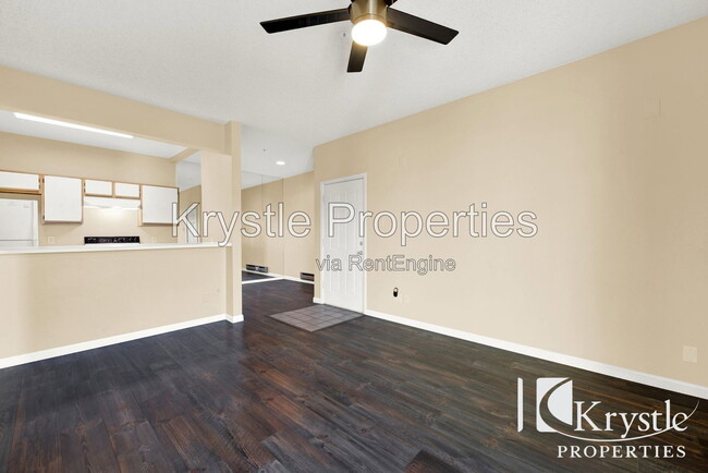 Building Photo - 1201 Glen Cove Pkwy