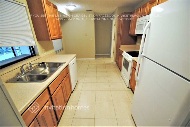 Foto del edificio - 2231 E Annapolis Dr