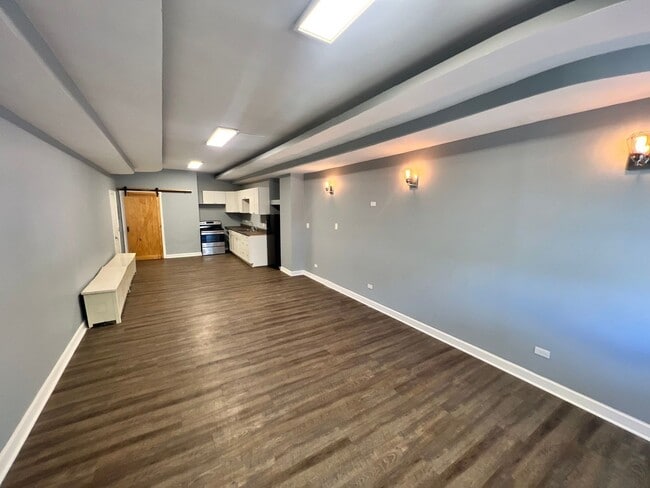 Building Photo - 4757 S Paulina St