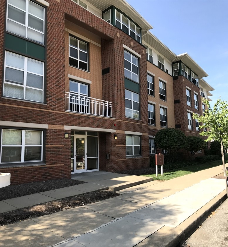 100 Hyman Pl, Pittsburgh, PA 15213 Apartments in Pittsburgh, PA