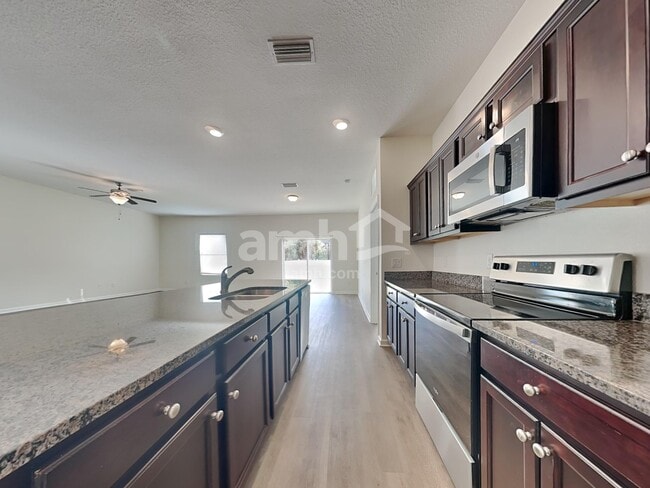 Foto del edificio - 11504 Bryce Canyon Ln