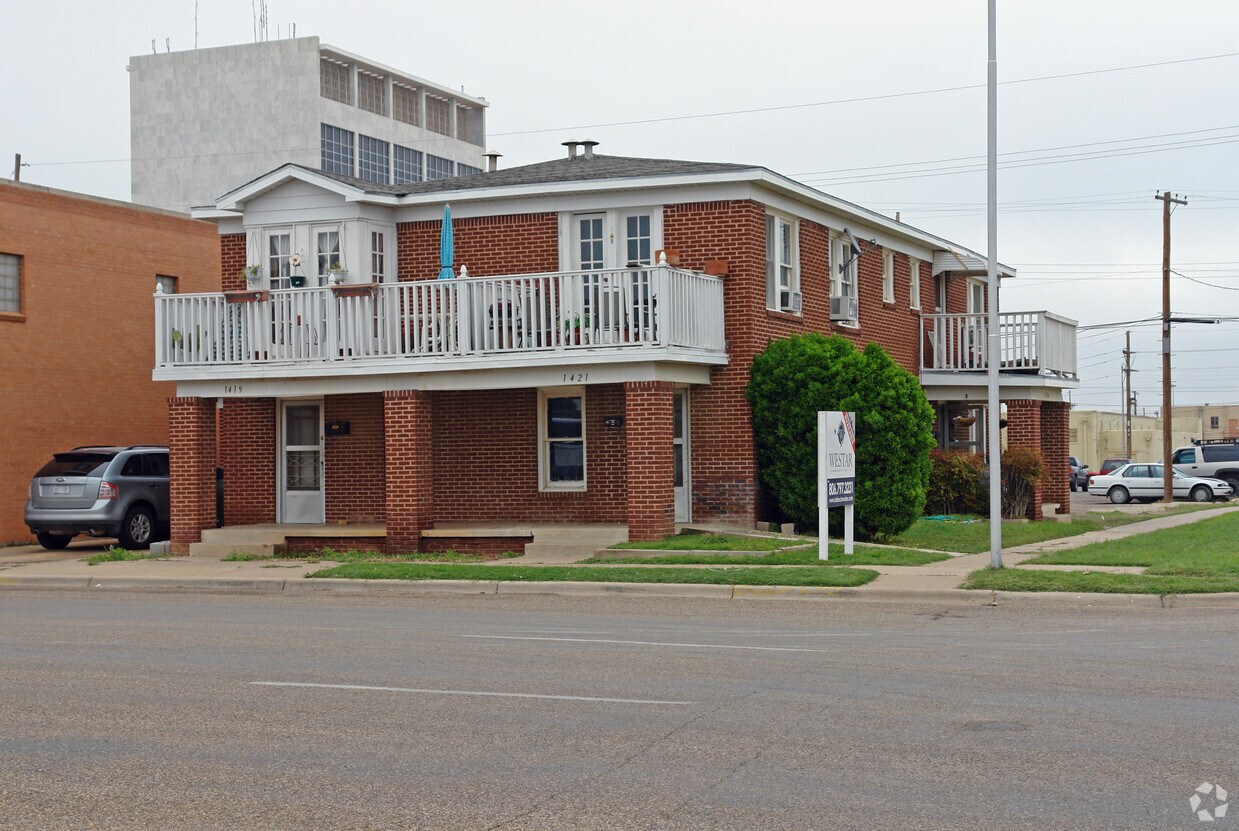 Primary Photo - 15th St. Apts.