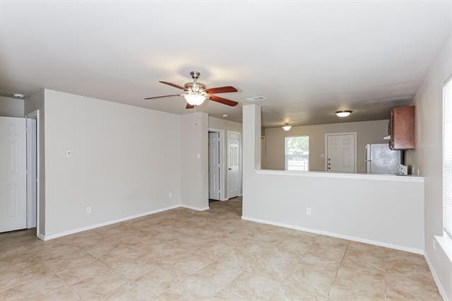 Foto del edificio - 706 Lloyd St