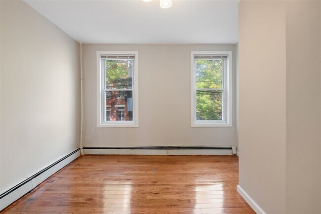 Foto del edificio - 227 7th St