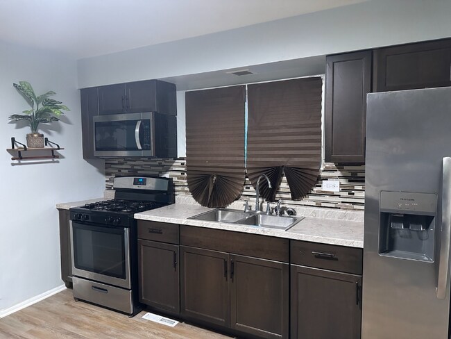 Foto del edificio - 1903 171st St