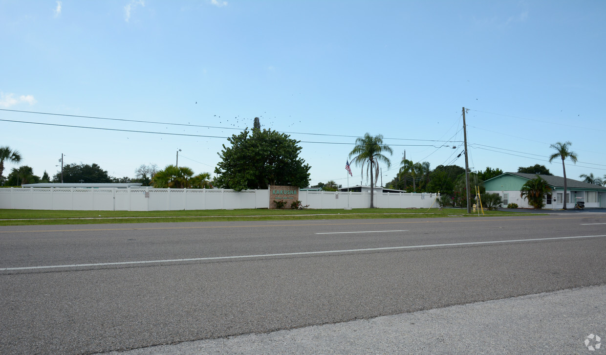 Foto del edificio - Kakusha Mobile Home Park