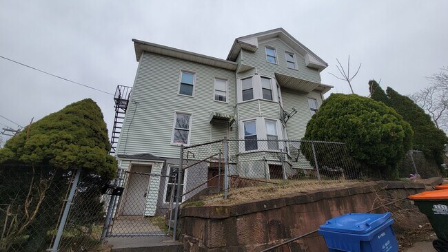 Building Photo - 78 S Colony St
