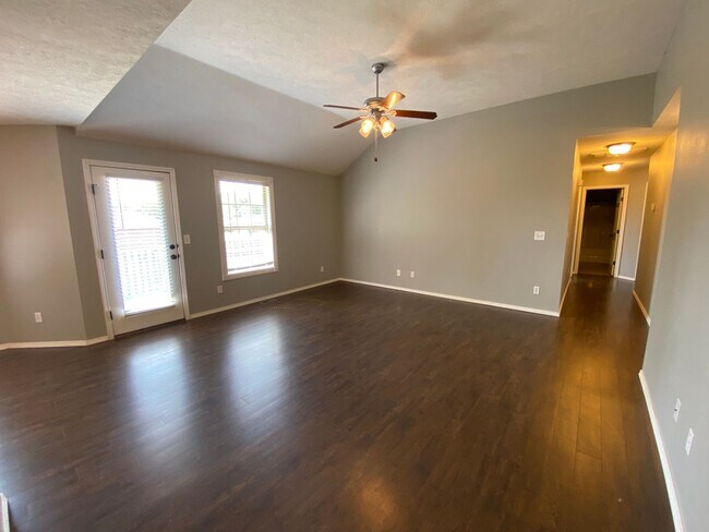 Foto del edificio - 4382 W Loren St
