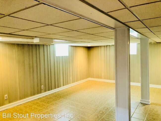 Building Photo - 3 br, 2 bath House - 3504 Warner Avenue