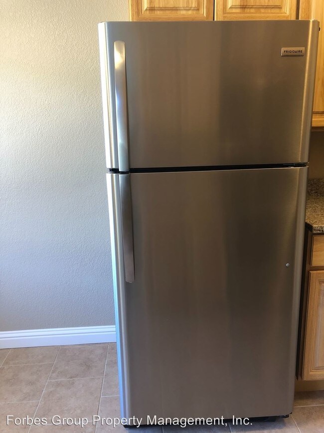Foto del edificio - 1 br, 1 bath Apartment - 344 N. 5th St.