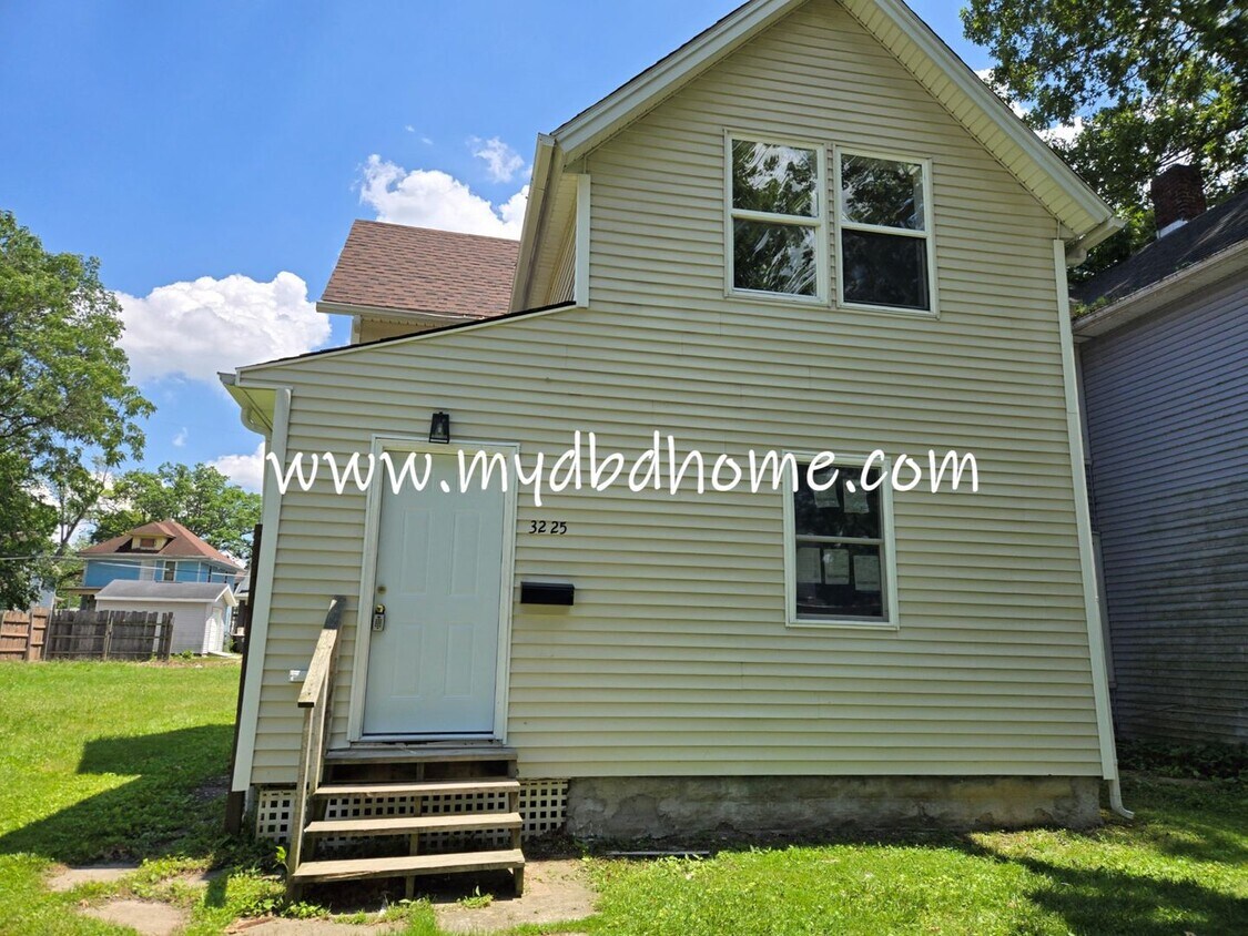 Foto principal - 3225 Dinnen Ave