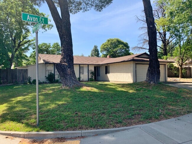 Foto del edificio - 3 Bedroom One Story Corner Lot Dixon *STAR...