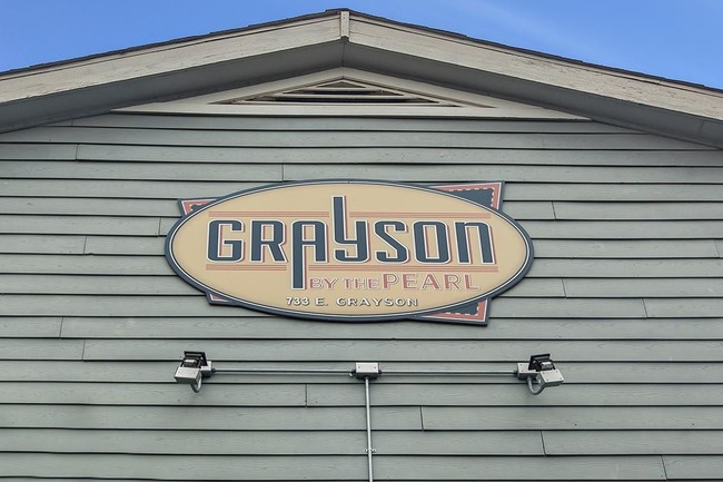 Foto del edificio - Grayson By The Pearl