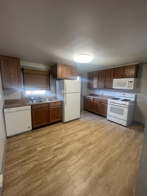 Building Photo - 51 Greenough Ave